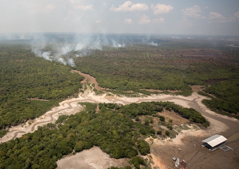 Amazonas decreta situação de emergência em 55 municípios por seca severa