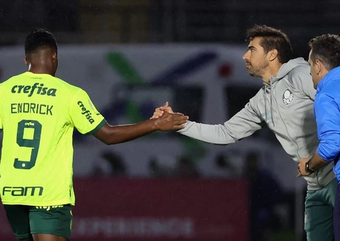 'Segunda linha' empolga Abel, que vê derrota como 'dores do crescimento'