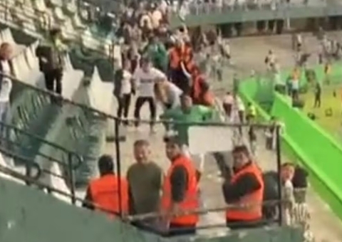 Polícia investiga caso de racismo de torcedores do Coritiba em clássico