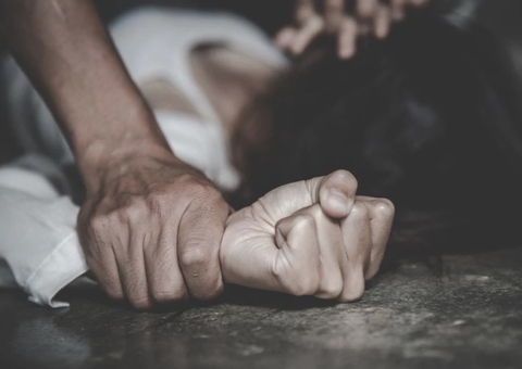 Preso padrasto acusado de estuprar a enteada de 11 anos