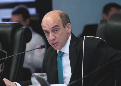 Presidente do TCE-AM se manifesta sobre caso de agressão entre conselheiros