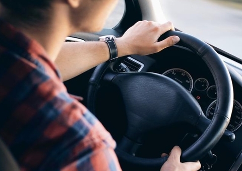 Governo propõe INSS, seguro de vida de R$ 40 mil e hora mínima a trabalhadores de apps