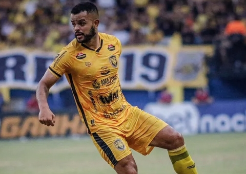 Rafael Tavares celebra dois acessos seguidos com o Amazonas FC