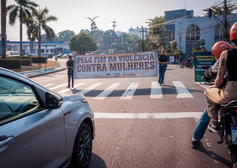 Ato público em Manaus destaca Dia Nacional da Luta contra a Violência à Mulher