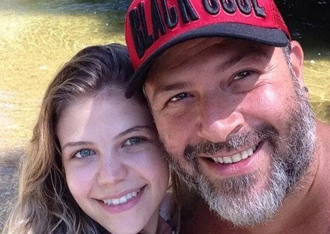 Mingau do Ultraje a Rigor interage com piscar de olhos