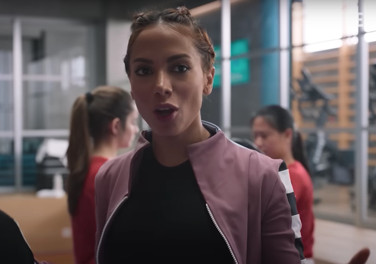 Anitta brilha em novo trailer de Elite; assista