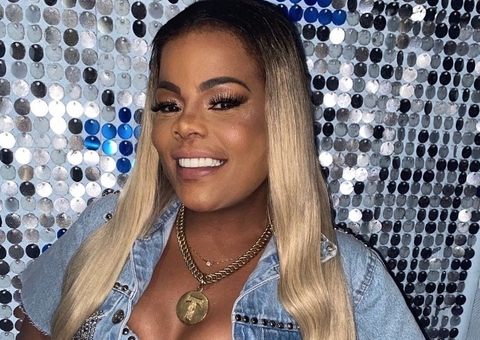 Tati Quebra Barraco anuncia 27ª cirurgia plástica