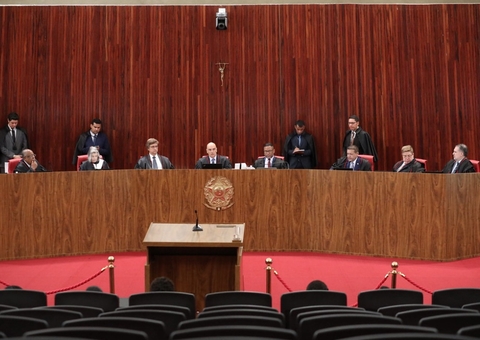 TSE suspende julgamento contra Bolsonaro por abuso político no 7 de setembro