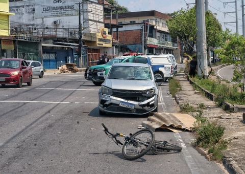 De bicicleta, idoso morre atropelado em avenida de Manaus 