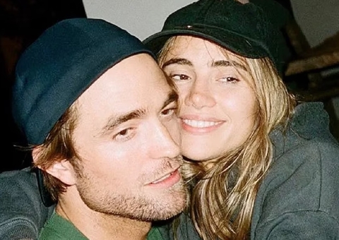 Robert Pattinson papai? Suki Waterhouse é clicada com barriguinha de gravidez em passeio com o ator