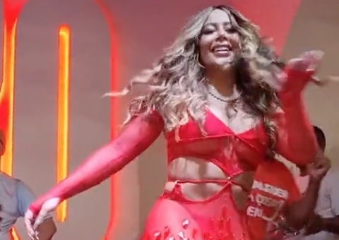 Família de Neymar doou bolada à Salgueiro, da qual Rafaella é musa