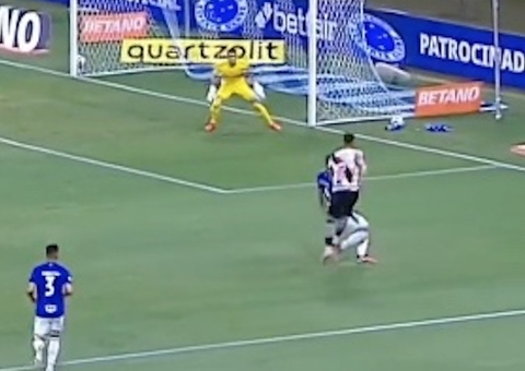 Na luta contra o rebaixamento, Cruzeiro e Vasco empatam por 2 a 2 no Mineirão