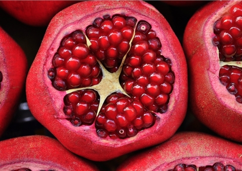 Dia de Reis: Conheça a simpatia com romã para atrair dinheiro 