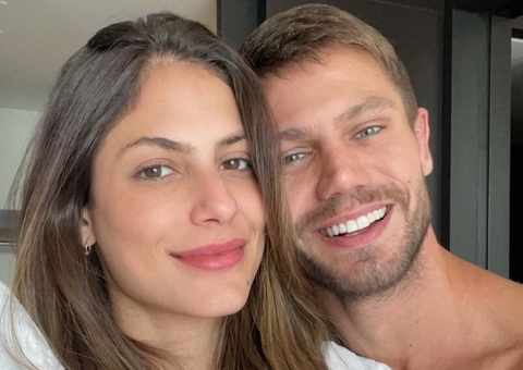 Mari Gonzalez homenageia ex-noivo Jonas Sulzbach em aniversário: 'te amo demais'