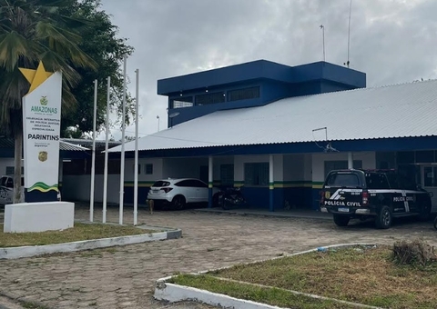 Homem é preso por pular muro da casa da ex e agredi-la em Parintins