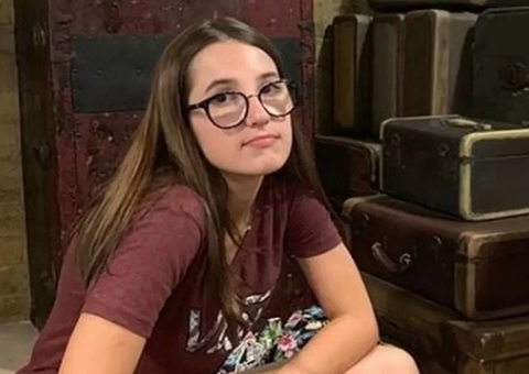 Justiça determina que jovem que matou amiga retorne à faculdade após expulsão