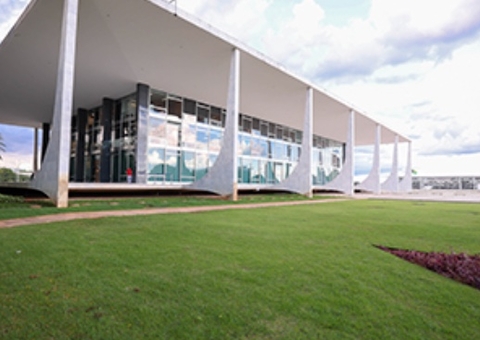 STF invalida regras de sobras eleitorais e mantém cargo de 7 deputados federais