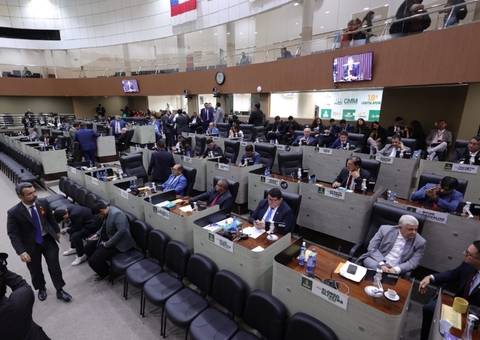 Câmara de Manaus analisa reajustes salariais de servidores