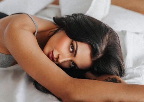 Ex-amante de Neymar vence concurso de ‘vagina mais linda do Brasil’