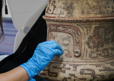 Pesquisadores investigam urnas funerárias de mais de 500 anos em Alvarães