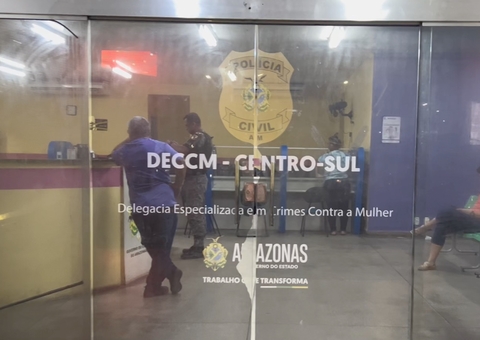 Com lesões pelo corpo, jovem é resgatada de cárcere na Ponta Negra; homem foi preso