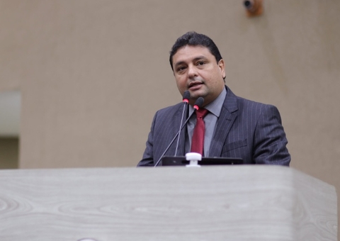 Retorno da estrada da Ponta Negra é fechado após requerimento da CMM