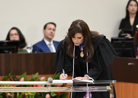 Giselle Pascarelli assume cargo de juíza no TRE-AM 