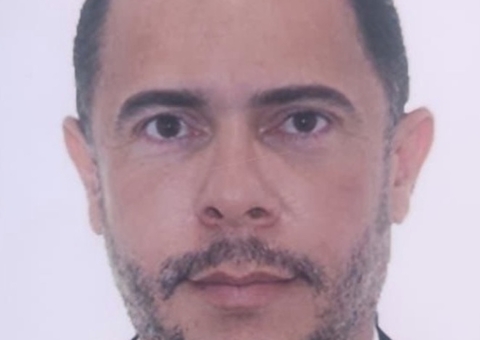 Pai é procurado por perseguir e tentar matar filha na véspera de Natal em Manaus