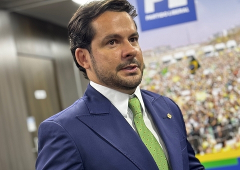 Alberto Neto oficializa pré-candidatura à prefeitura de Manaus e diz que PL quer retomar "comando" do país