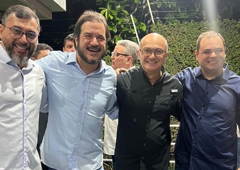 Coronel Menezes marca presença no lançamento da pré-candidatura de Roberto Cidade