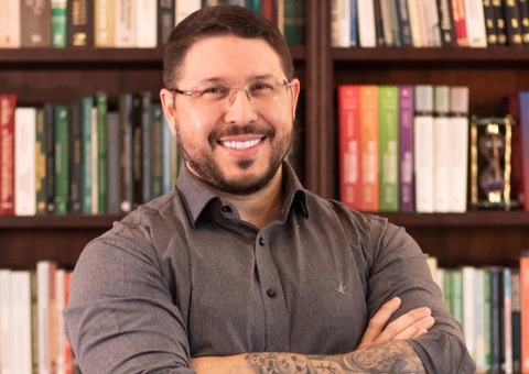 TCE-AM vai julgar contas de Carlos Almeida nesta terça 