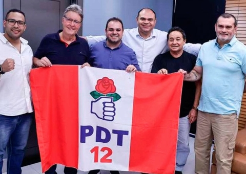 PDT recua de apoio a David e fecha acordo com Roberto Cidade 