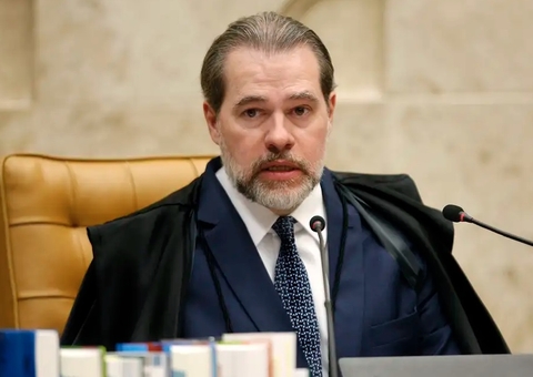 STF decide por unanimidade que Forças Armadas não são poder moderador