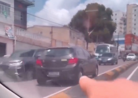 Motorista dirige na contramão na Avenida São Jorge; vídeo
