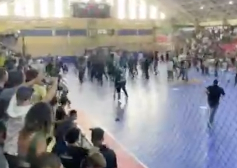 Palmeiras x Corinthians no sub-18 de futsal termina em briga generalizada