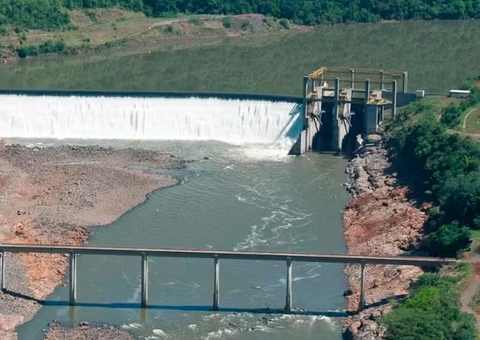 Barragem começa a romper com forte chuva no Rio Grande do Sul