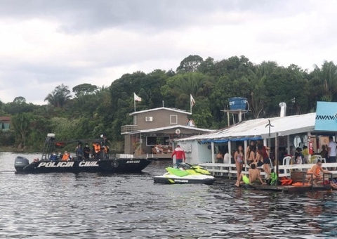 Justiça determina retomada da remoção de flutuantes no Tarumã