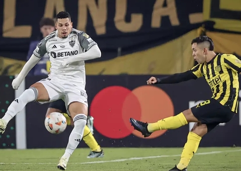 Atlético-MG sofre derrota para o Peñarol na Copa Libertadores