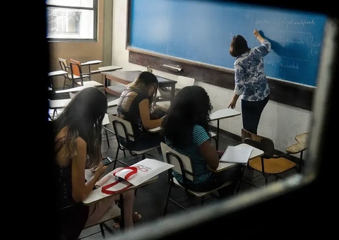 Entidades acionam STF contra lei que proíbe linguagem neutra nas escolas do Amazonas