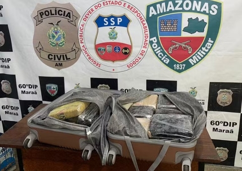 Polícia encontra mala com mais de 20 kg de drogas em porto de Maraã