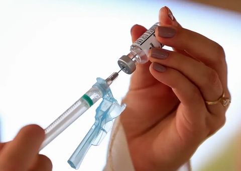 Senado aprova vacinação de crianças em escolas públicas