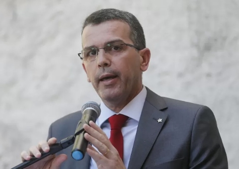 Moraes manda PF ouvir Rivaldo Barbosa após bilhete com súplica "pelo amor de Deus"