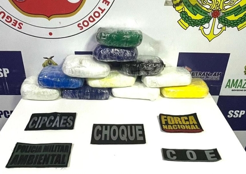Polícia apreende droga avaliada em meio milhão em embarcação no Amazonas
