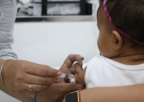 Ministério de Saúde critica PL que busca revogar vacinação infantil contra Covid-19 