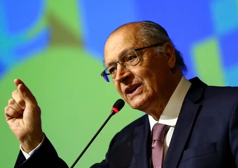 Alckmin, na China, defende adotar 'taxa das blusinhas'