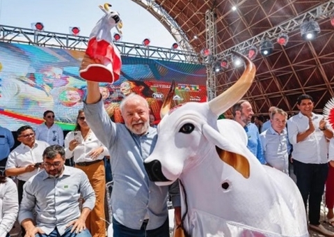Presidente Lula aceita convite e vai prestigiar Festival de Parintins 2024 