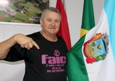 Prefeito de cidade de SC é encontrado morto dentro de casa