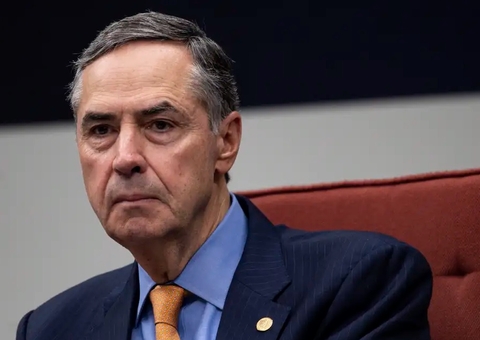 Barroso diz que política que criminaliza o aborto é "equivocada e perversa"