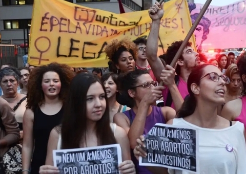 OAB se posiciona contra PL Antiaborto: "Grosseiro e desconexo da realidade"