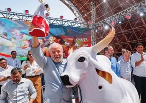 Presidente Lula cancela ida ao Festival de Parintins de 2024 